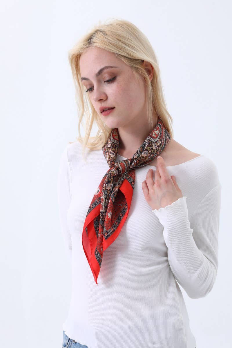 Paisley Print Silk Square Scarf – Vintage Style – #SmallTownGirl