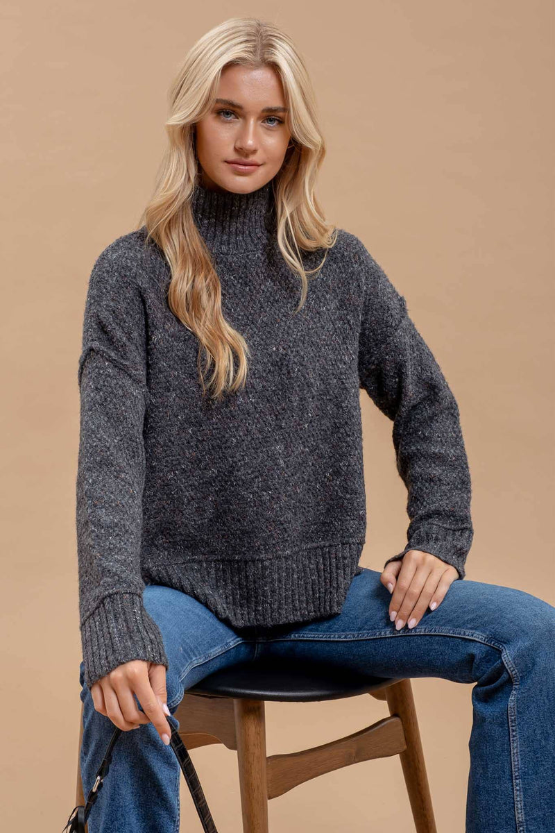 Wool Blend Textured Turtleneck Sweater in Charcoal and Dark Hunter
