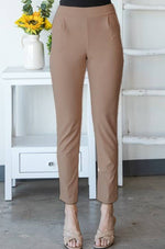 Pleated Relaxed Straight Fit Pants