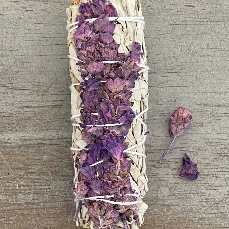 White Sage w/ Lavender Flowers Smudge Sticks