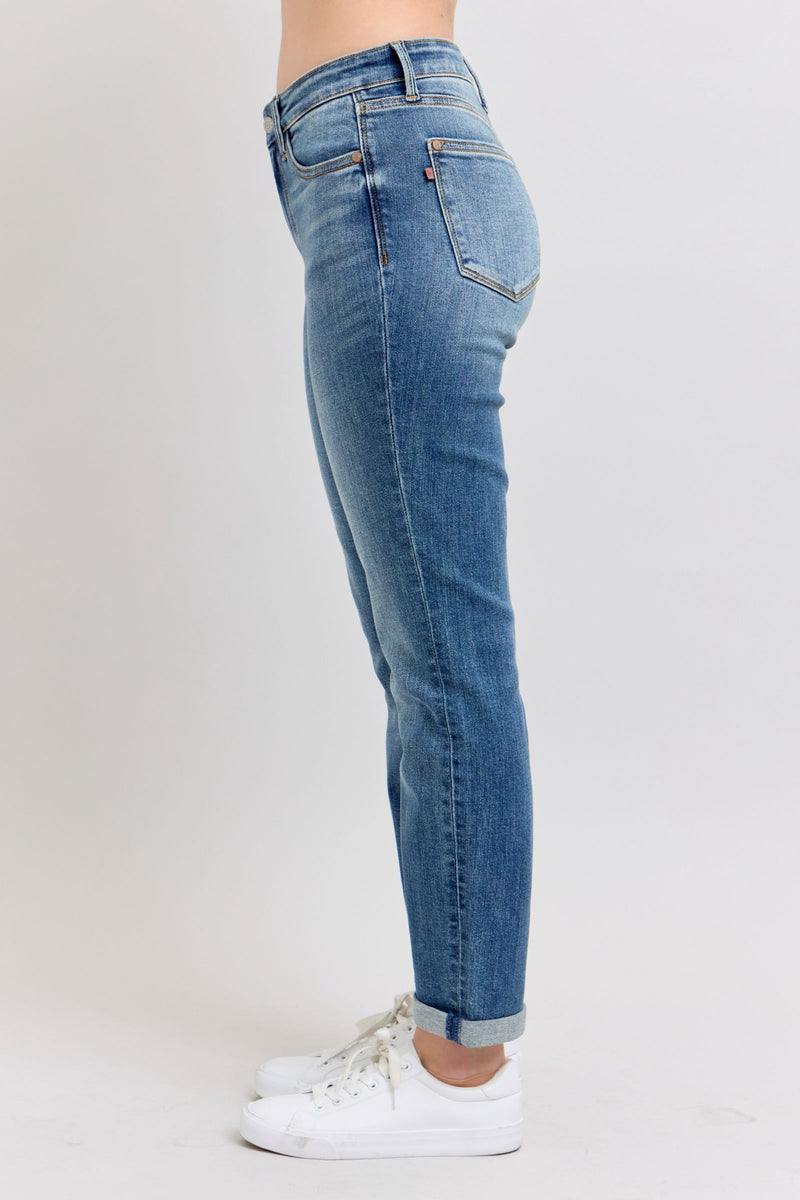 Judy Blue Mid Rise Vintage Wash Boyfriend Jeans