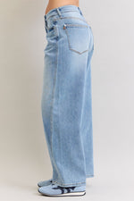 Judy Blue High Waist Rigid Magic Straight Jeans