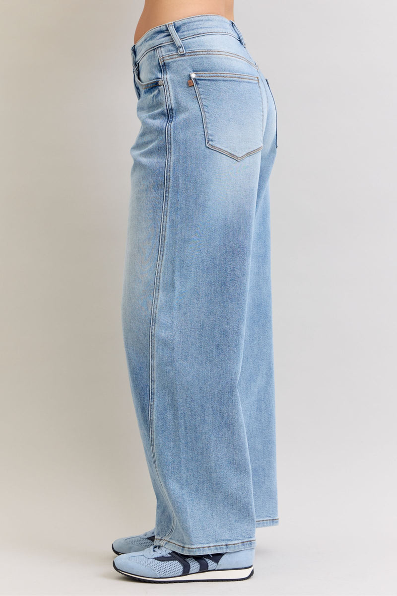 Judy Blue High Waist Rigid Magic Straight Jeans